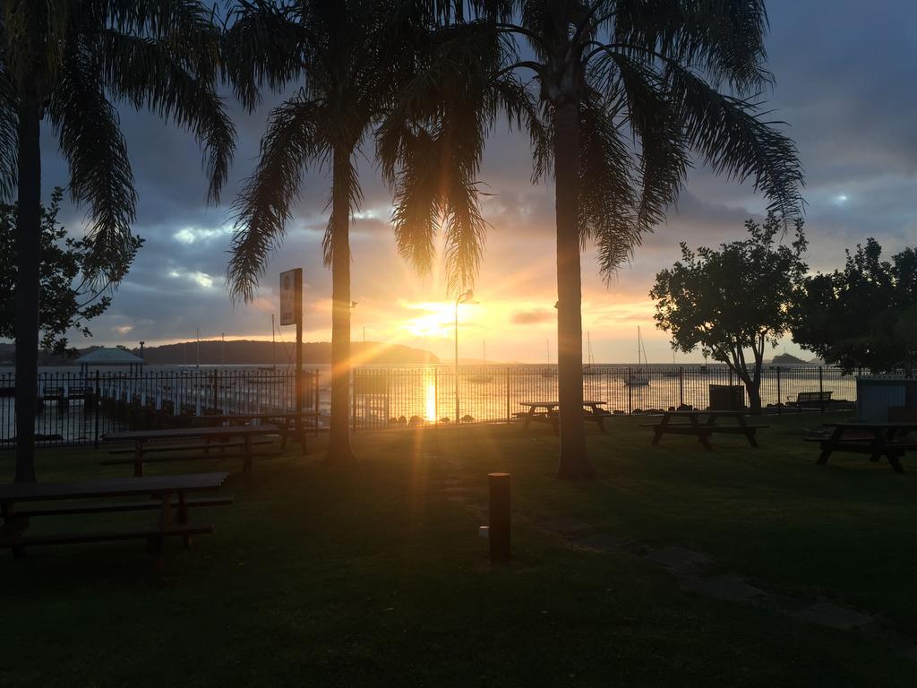 Mariners On The Waterfront Motel Batemans Bay Exterior foto