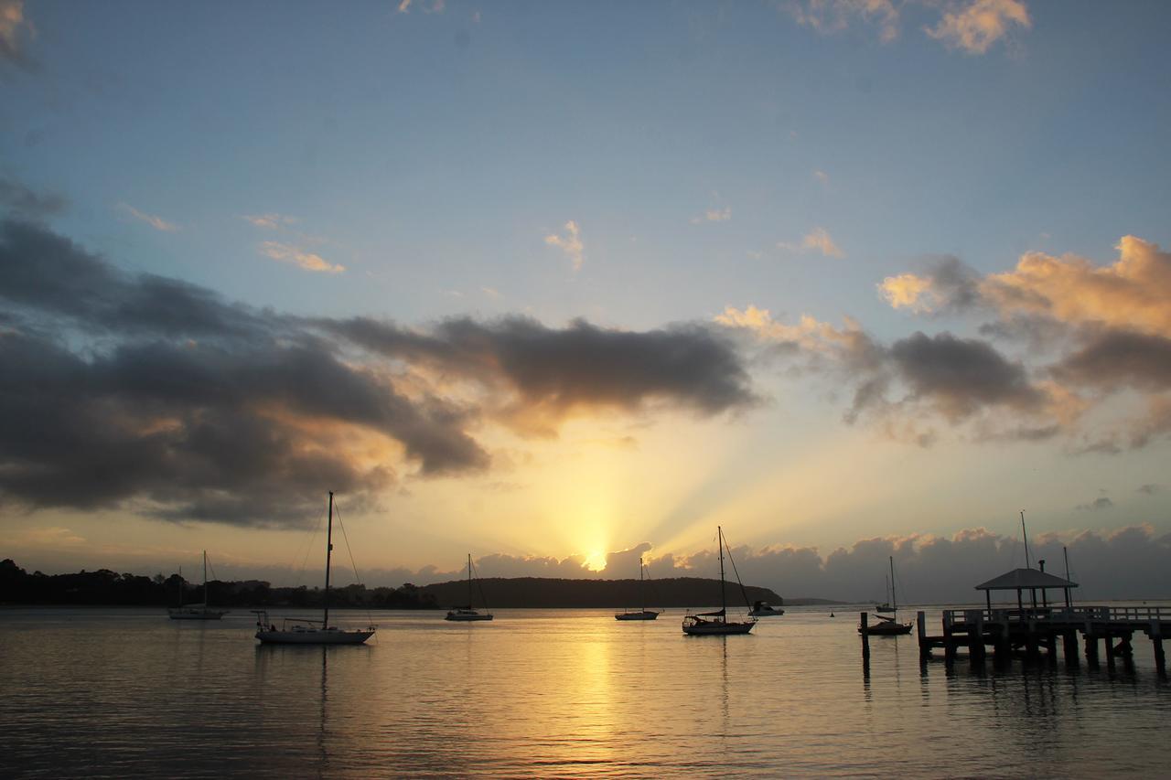 Mariners On The Waterfront Motel Batemans Bay Exterior foto